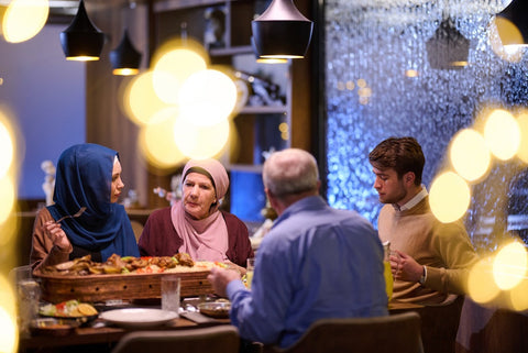 How to Host a Stress-Free Family Gathering